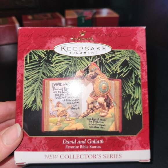 Hallmark Keepsake Ornament 1999 David & Goliath Favorite Bible Stories - Picture 1 of 6